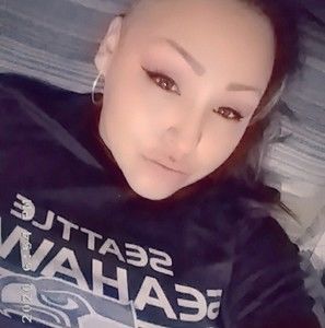 Meet your Posher, Rhiana